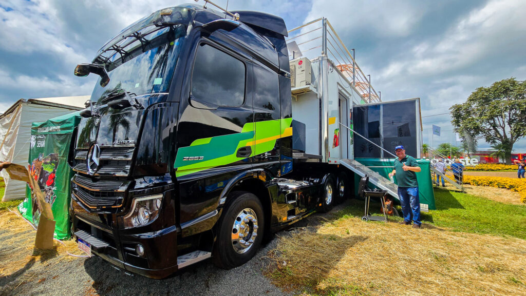 Carreta Agro pelo Brasil” atrai público expressivo na Tecnoeste