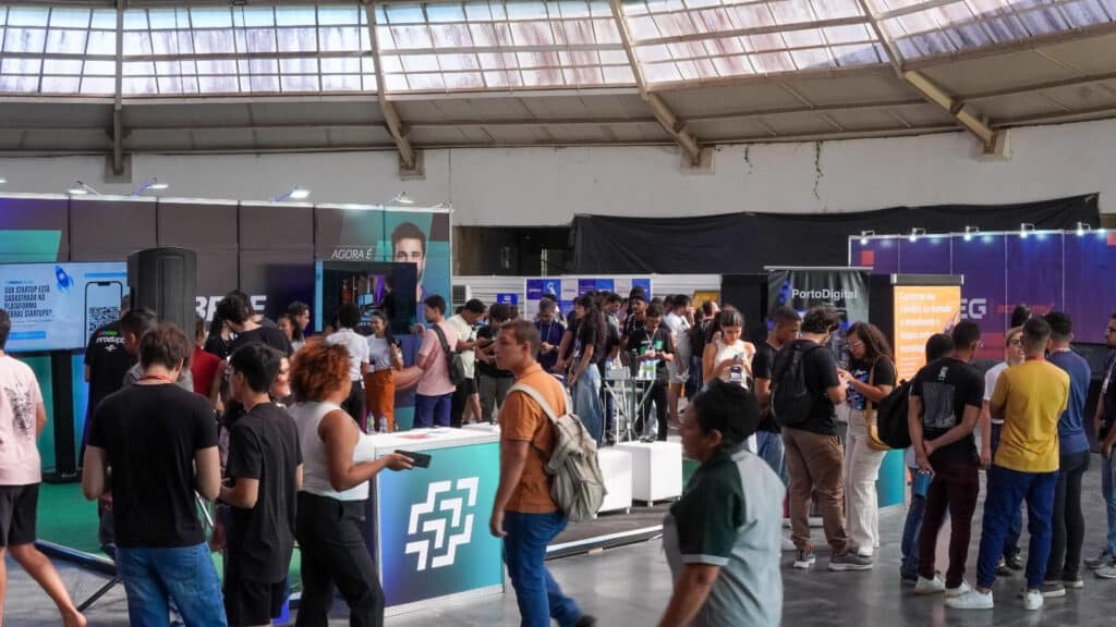 Masterboi marca presença pela primeira vez na feira UFPE no Mercado para atrair novos talentos