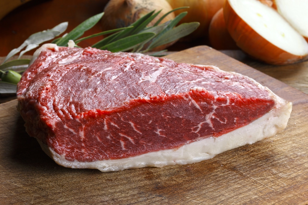 Mesmo mais cara, carne bovina segue firme no prato do brasileiro